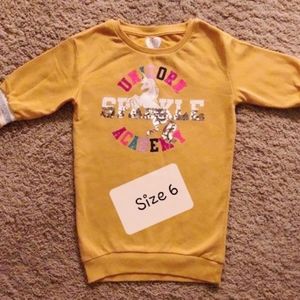 Girls quarter sleeve shirt, yellow, size 6